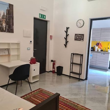 Bibi Appartamento A Due Passi Dal Tribunale Centro Palermo Exterior foto